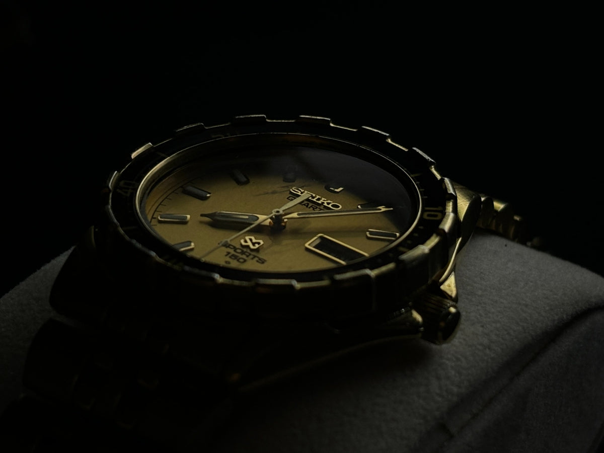 Vintage Seiko Sports 150 Quartz Day Date Diver