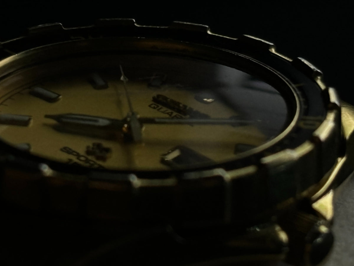 Vintage Seiko Sports 150 Quartz Day Date Diver