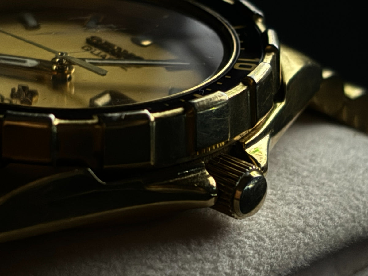 Vintage Seiko Sports 150 Quartz Day Date Diver